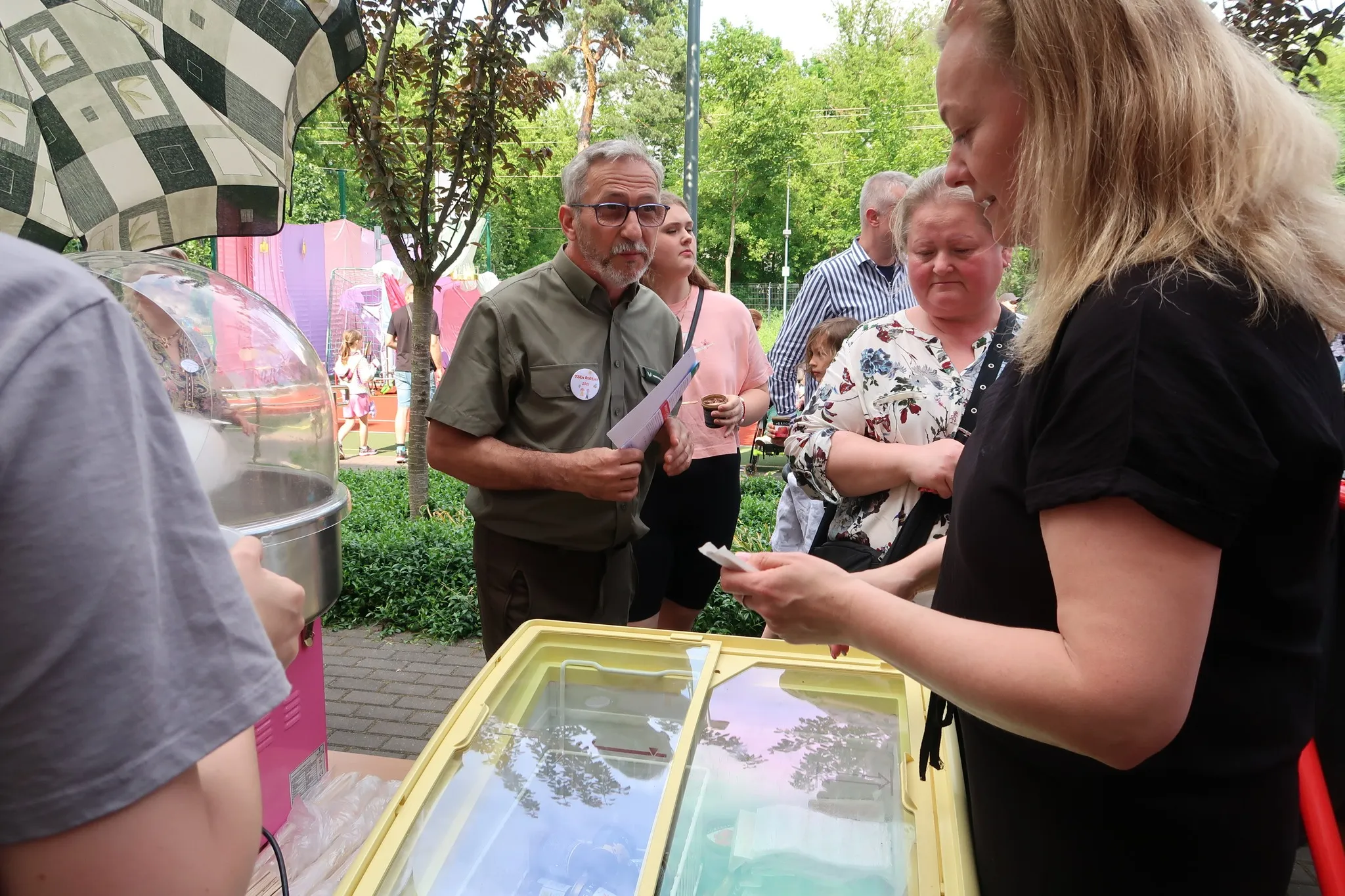 Lodówka pełna lodów Grycan