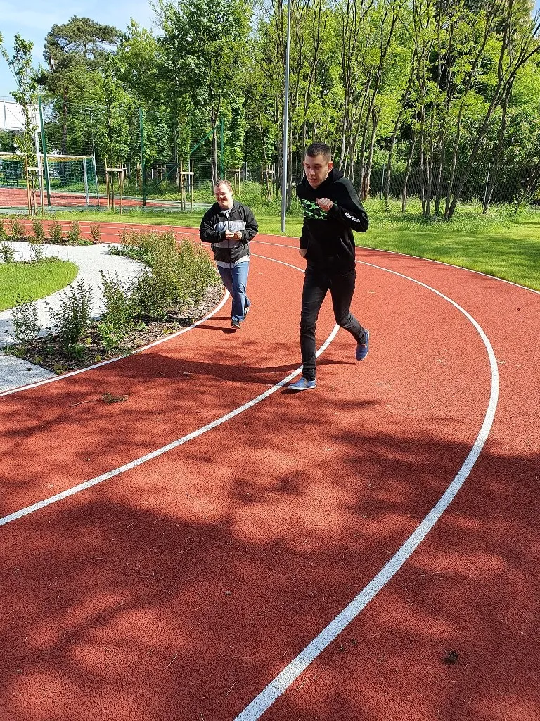 Aktywności na boisku szkolnym