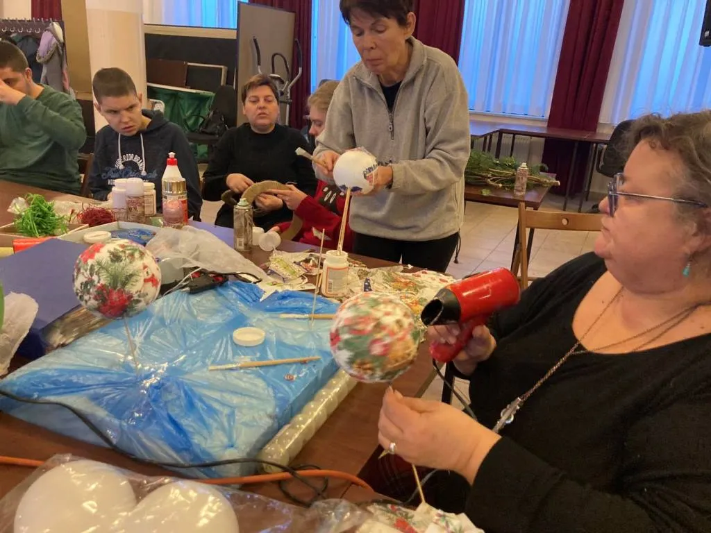 Świąteczne warsztaty z seniorami