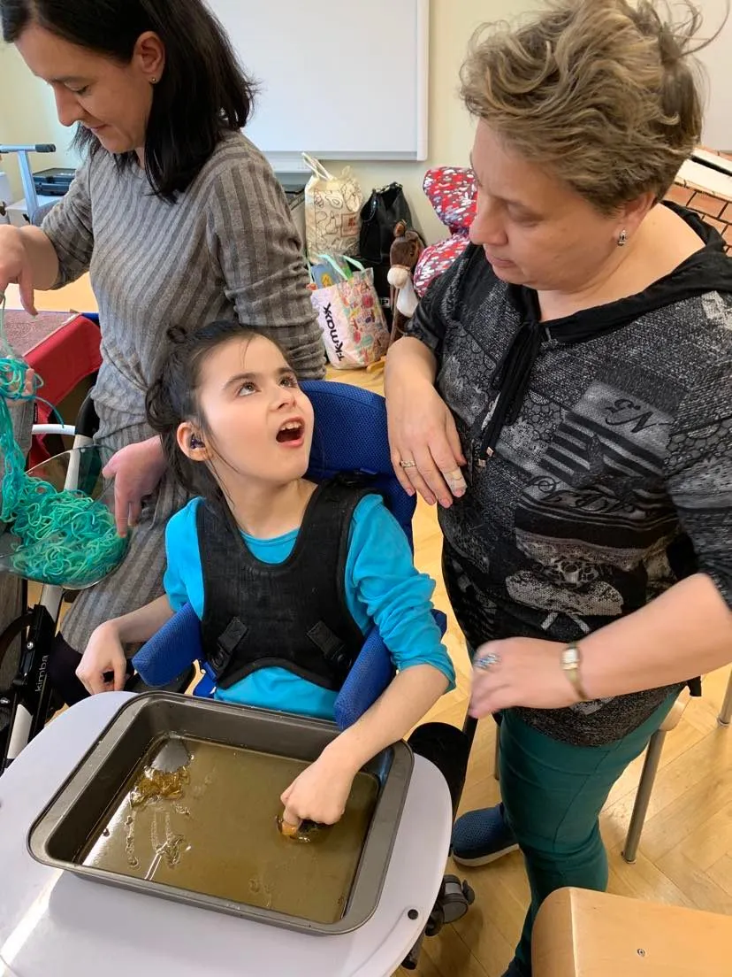 Warsztaty sensoplastyczne w nastroju wielkanocnym