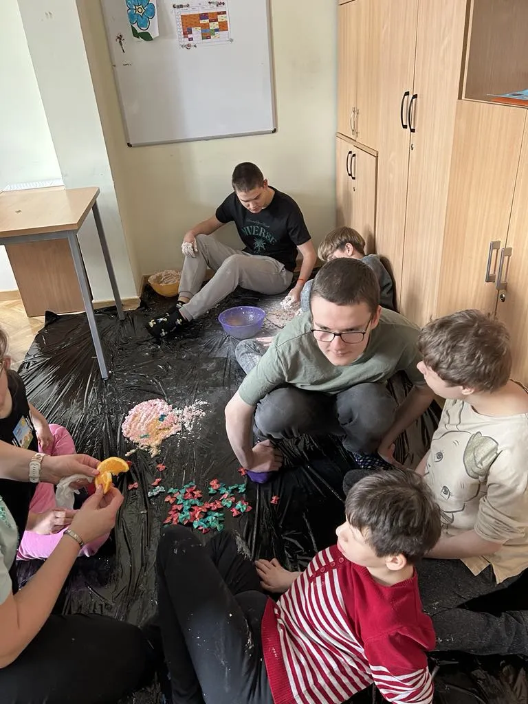 Wiosenne inspiracje na zajęciach z Sensoplastyki