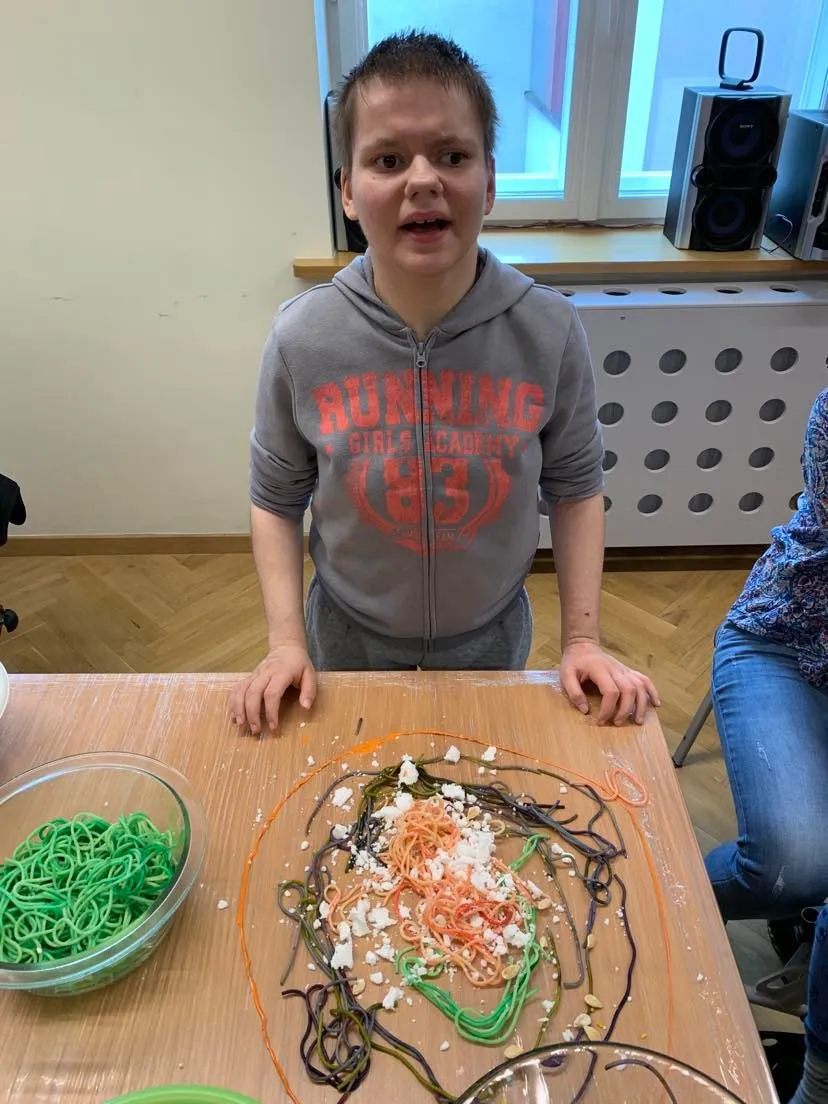 Warsztaty sensoplastyczne w nastroju wielkanocnym