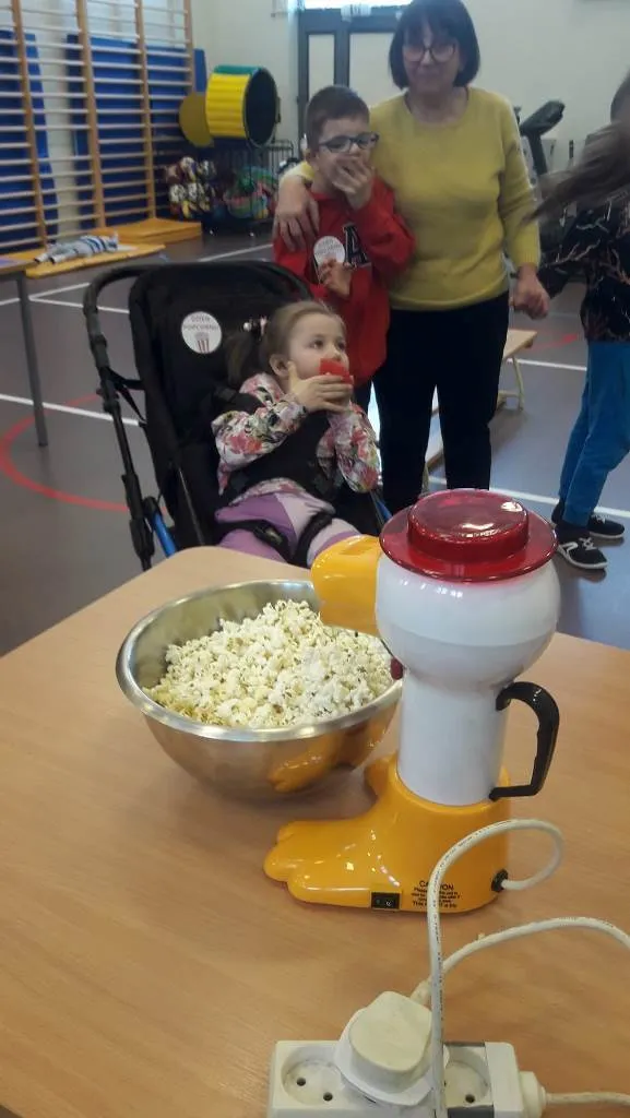 Zima w mieście – Dzień Popcornu