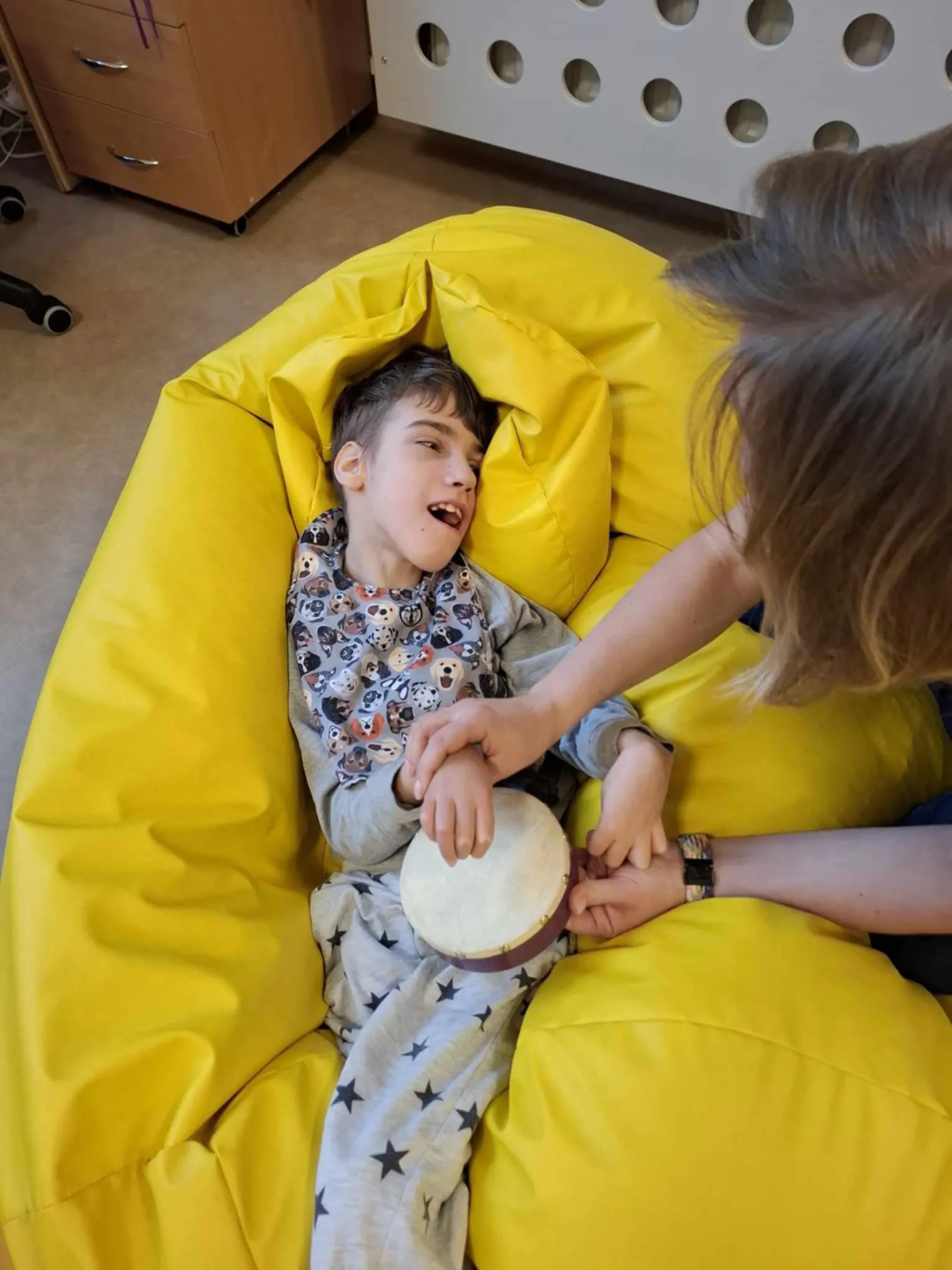 ZIMA W MIEŚCIE – słuch