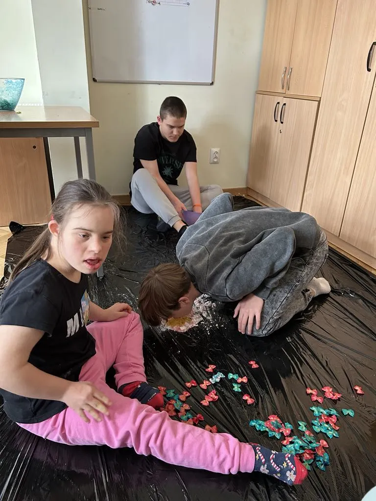 Wiosenne inspiracje na zajęciach z Sensoplastyki