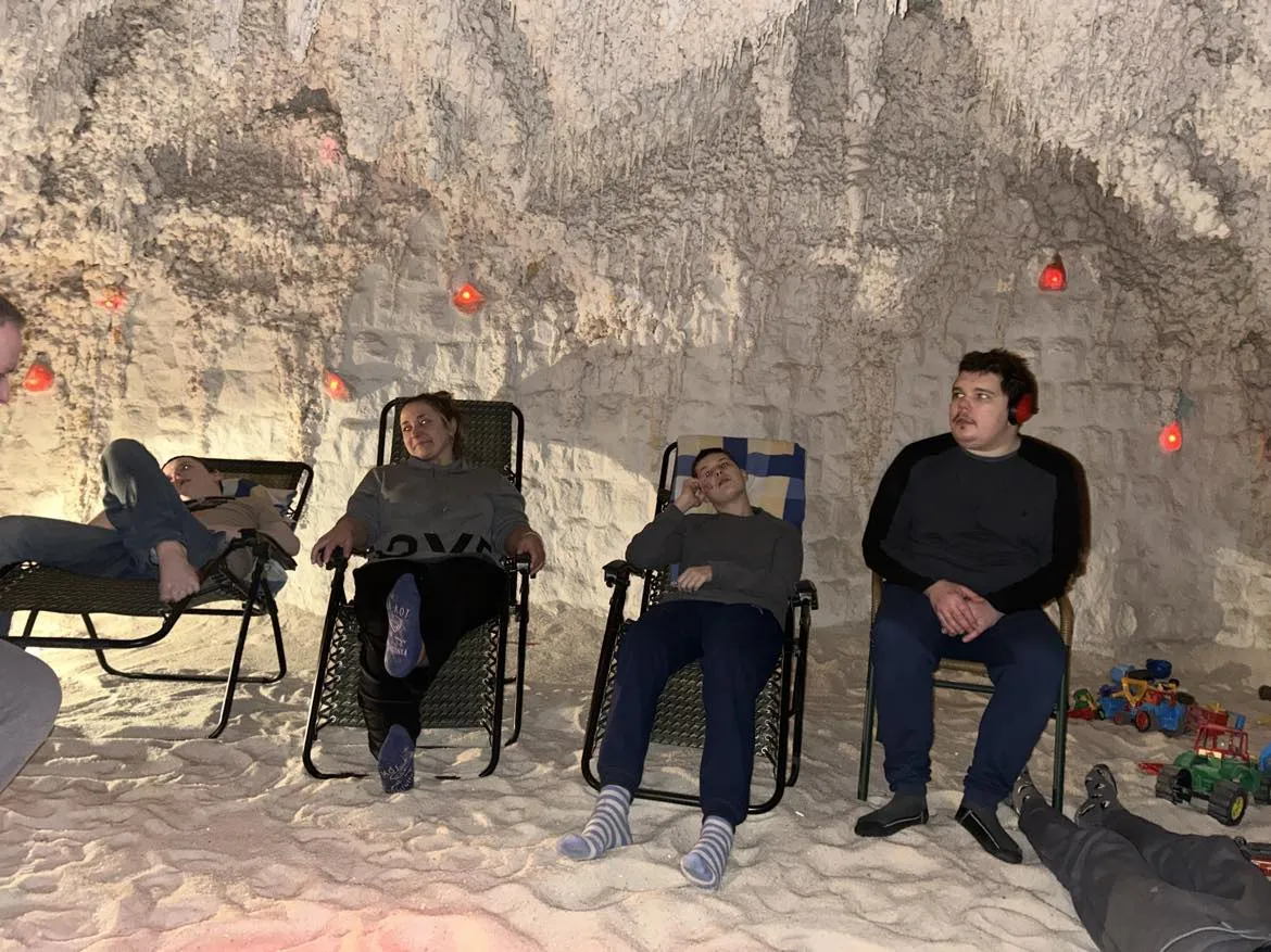 Wycieczka do groty solnej