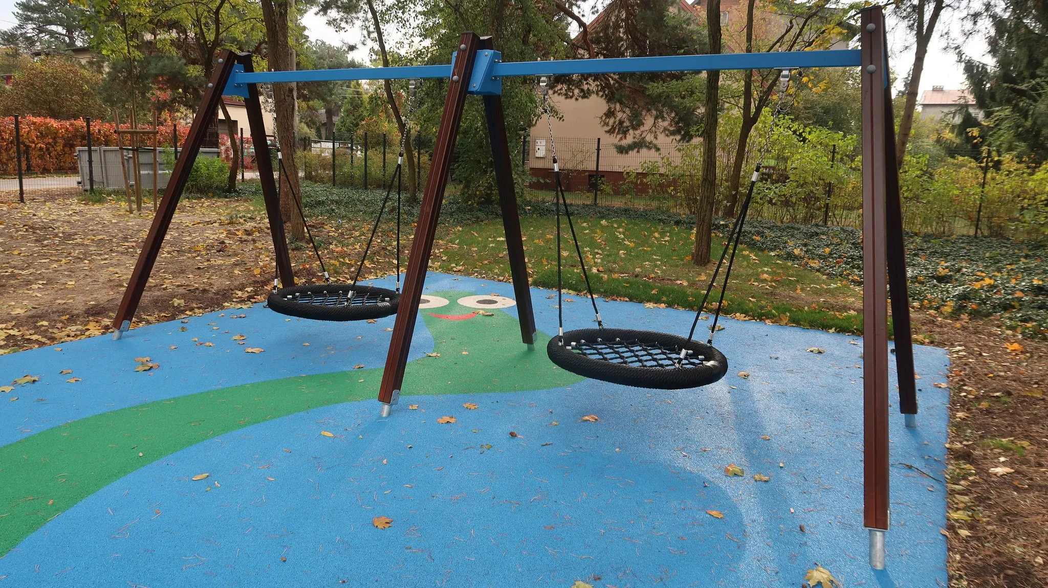 Nowy plac zabaw jest oficjalnie otwarty