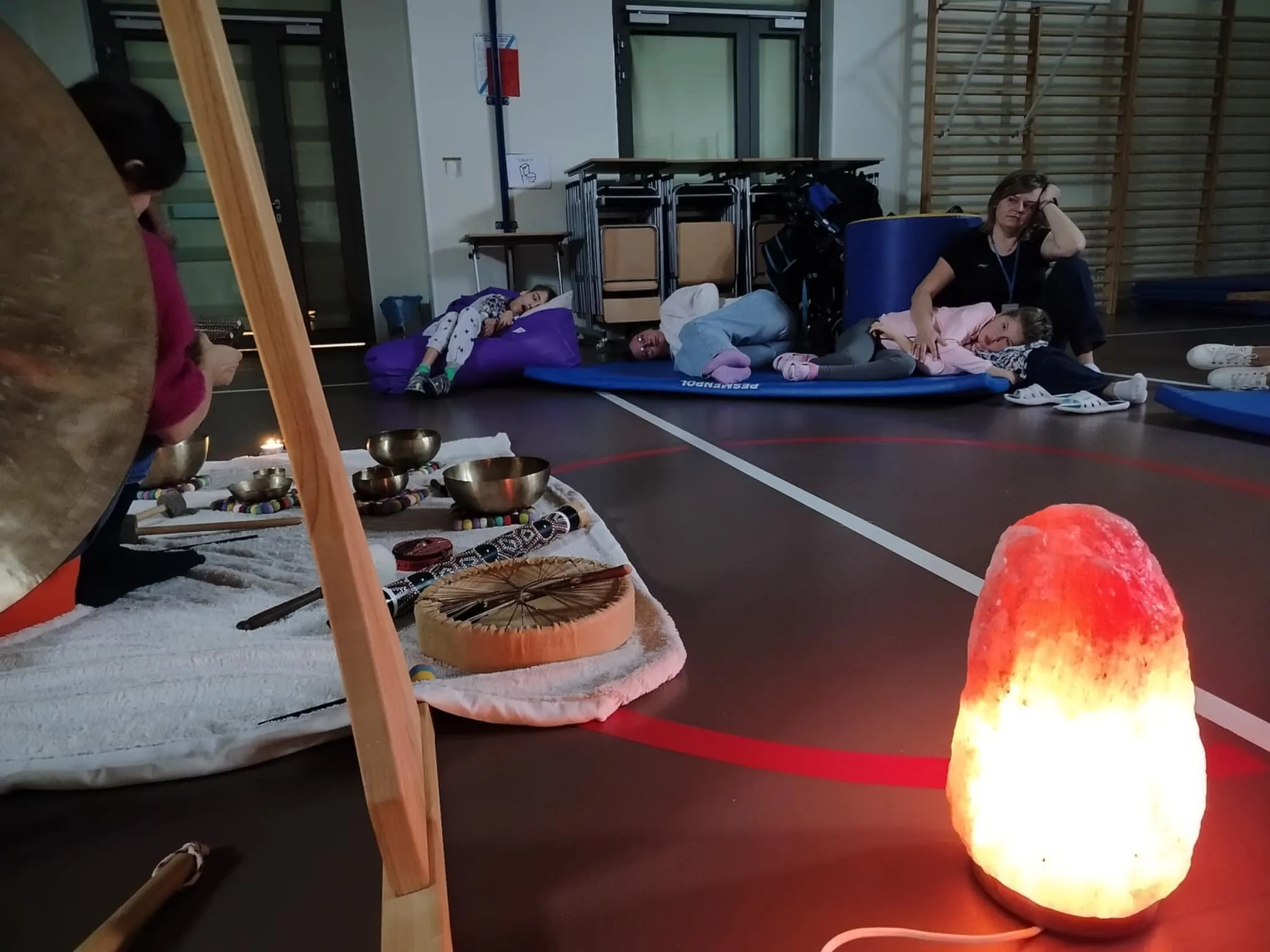 ZIMA W MIEŚCIE – słuch