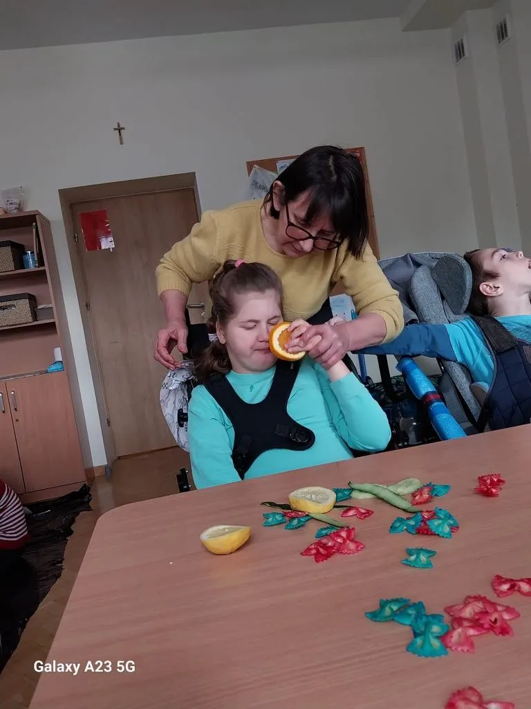 Wiosenne inspiracje na zajęciach z Sensoplastyki