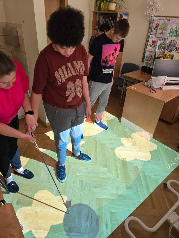 Zajęcia z podłogą interaktywną