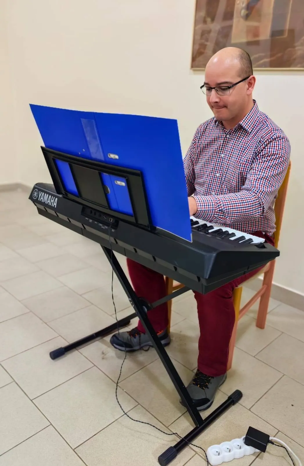 Spotkanie przy muzyce w Domu Dziennego Pobytu w Falenicy