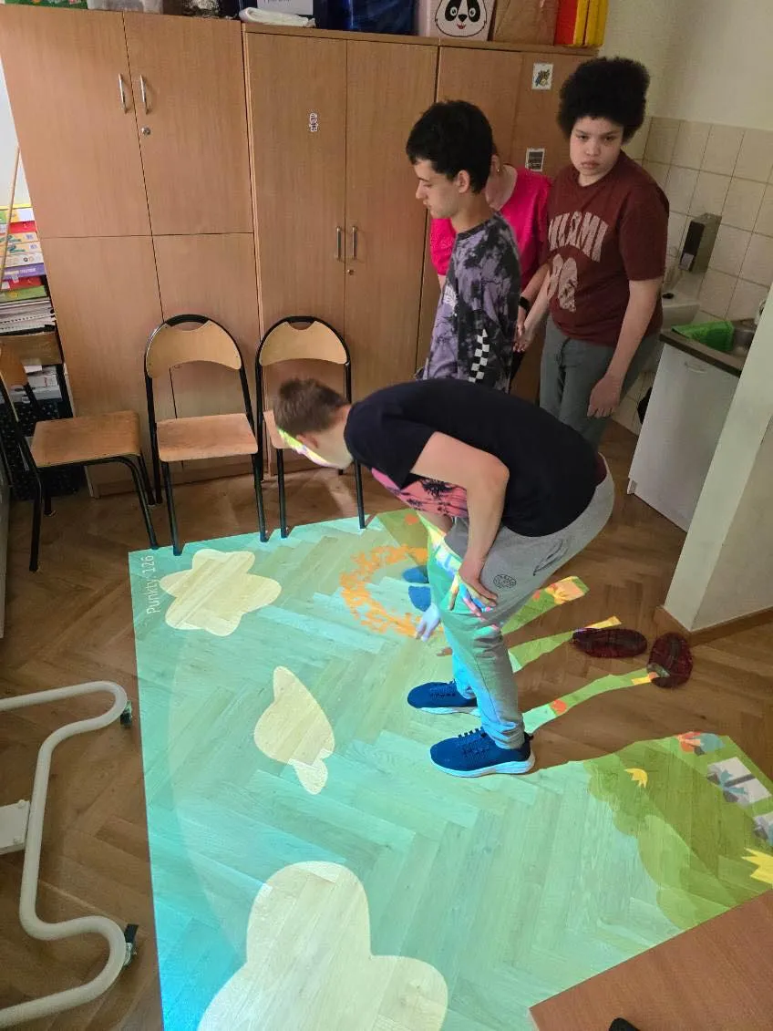Zajęcia z podłogą interaktywną