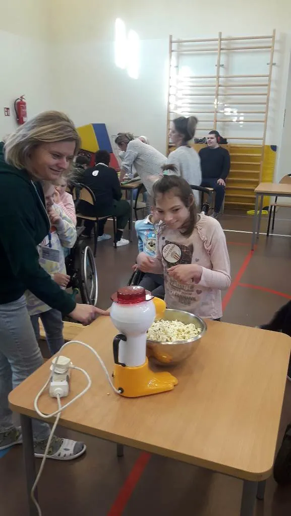 Zima w mieście – Dzień Popcornu