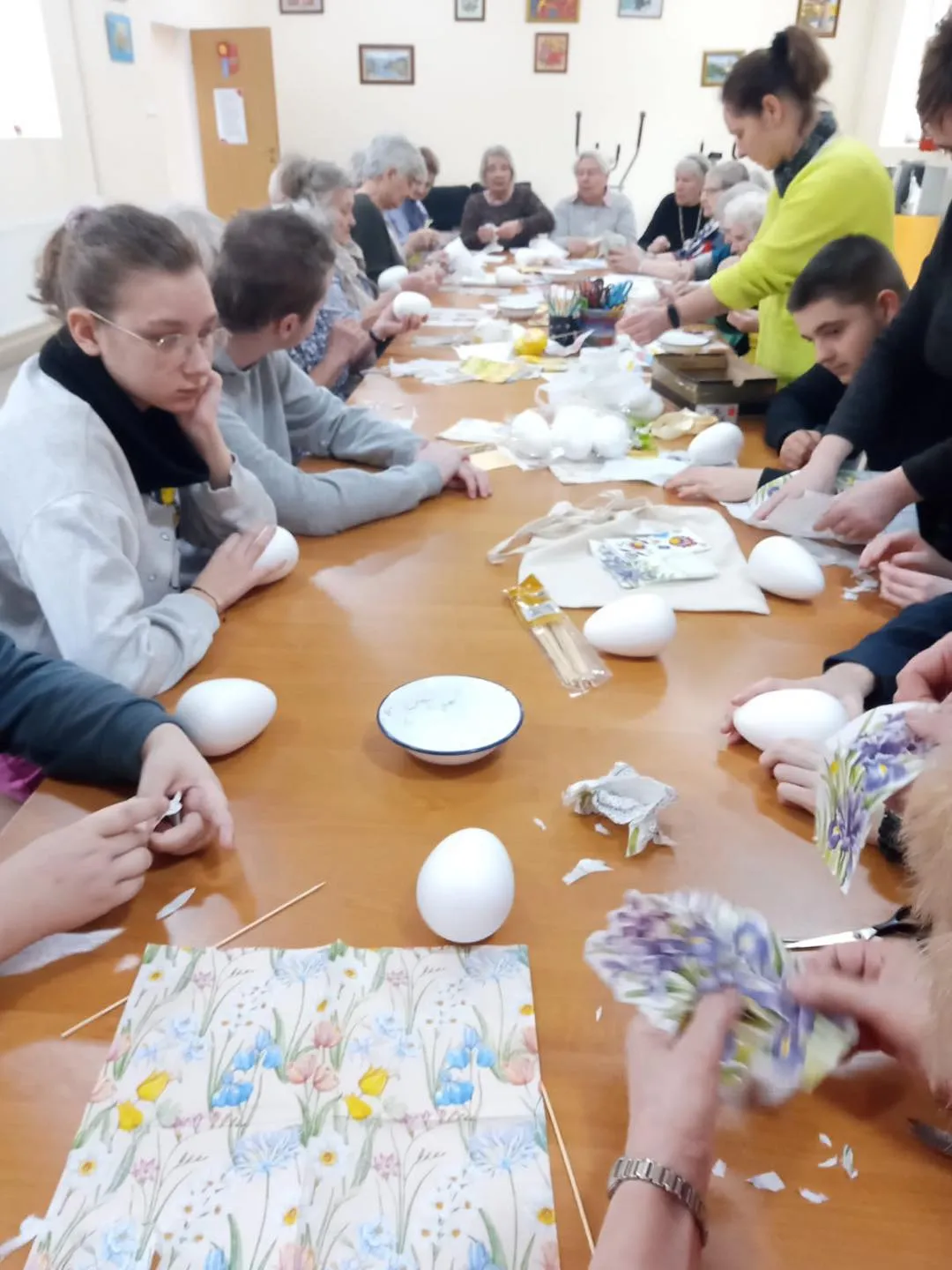 Warsztaty świąteczne w Domu Dziennego Pobytu