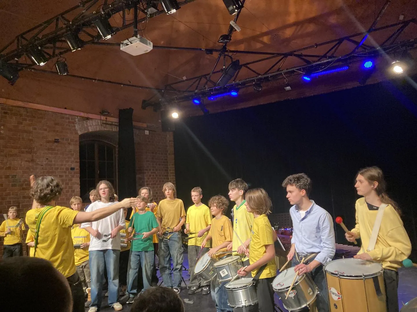 Poranek muzyczny – “Zagraj ze mną na bębnach”