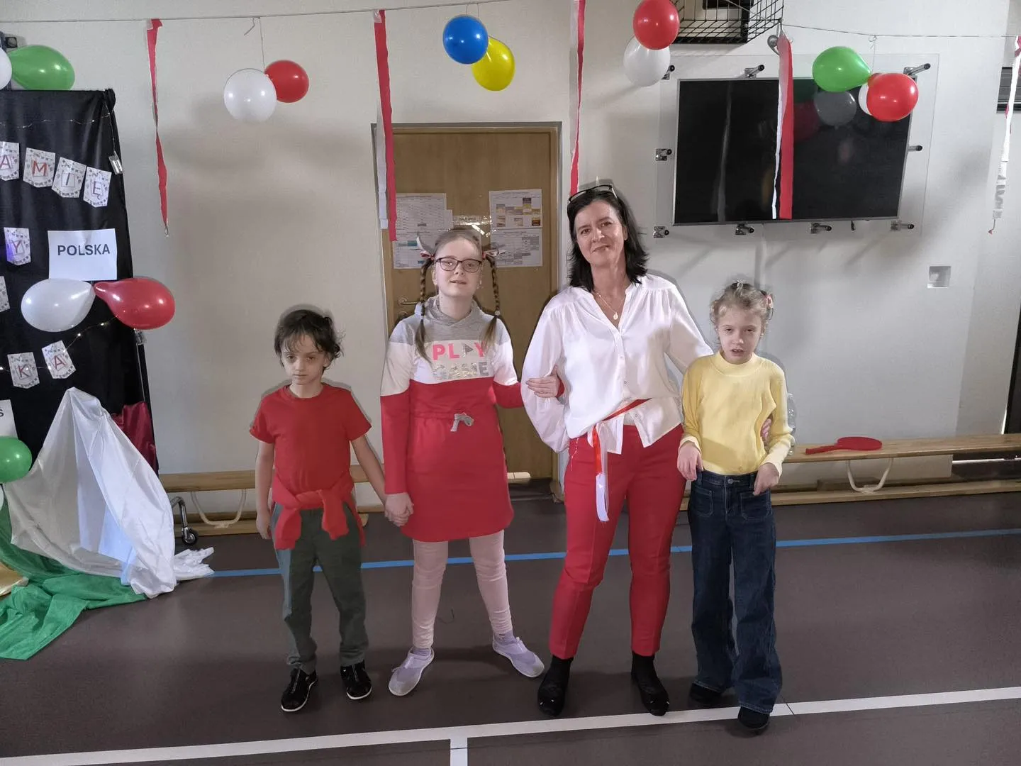 Ramię w ramię, łączy nas muzyka – dyskoteka