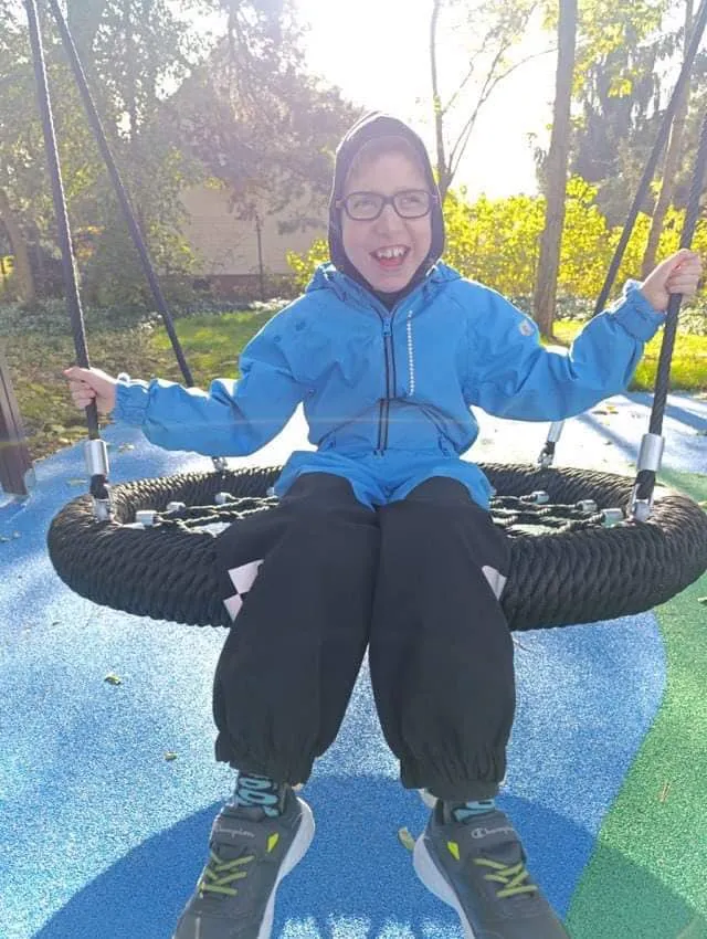 Korzystamy z nowego placu zabaw