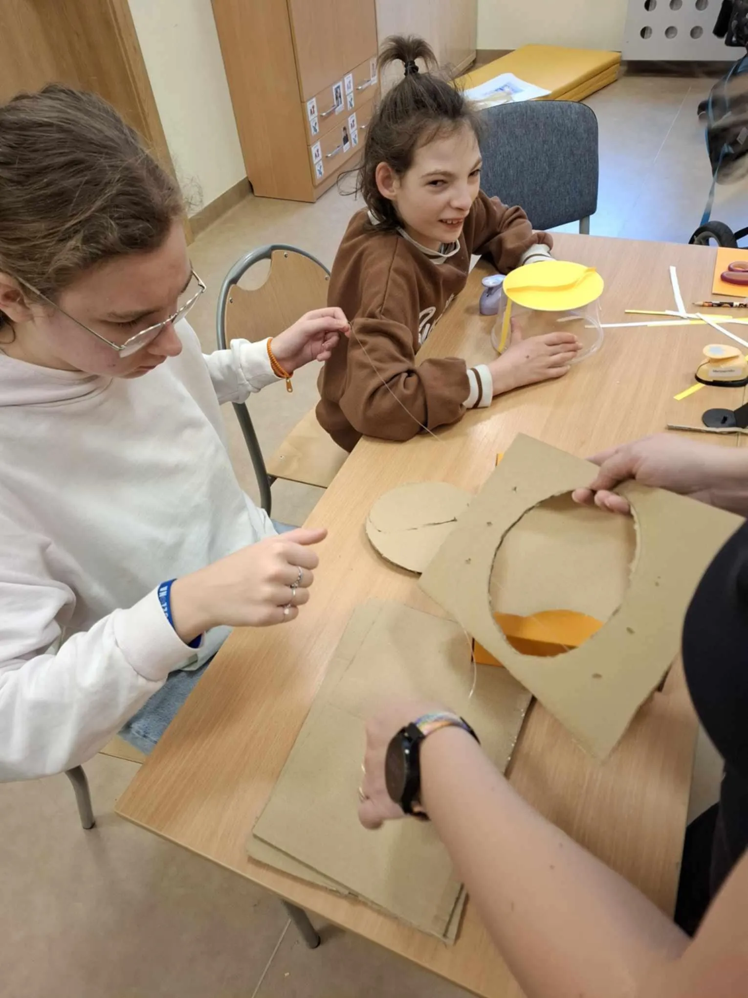 ZIMA W MIEŚCIE – słuch