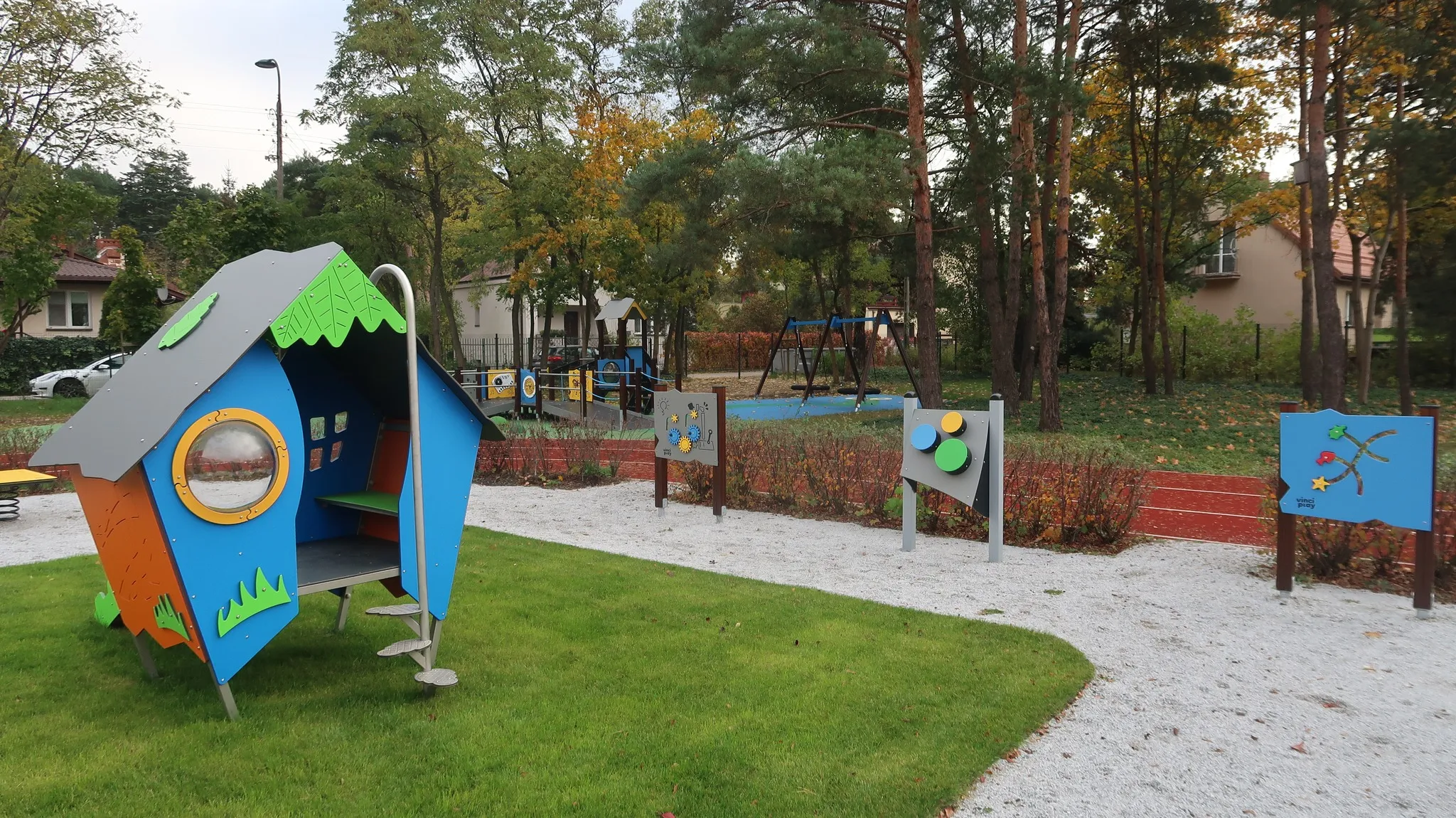 Nowy plac zabaw jest oficjalnie otwarty