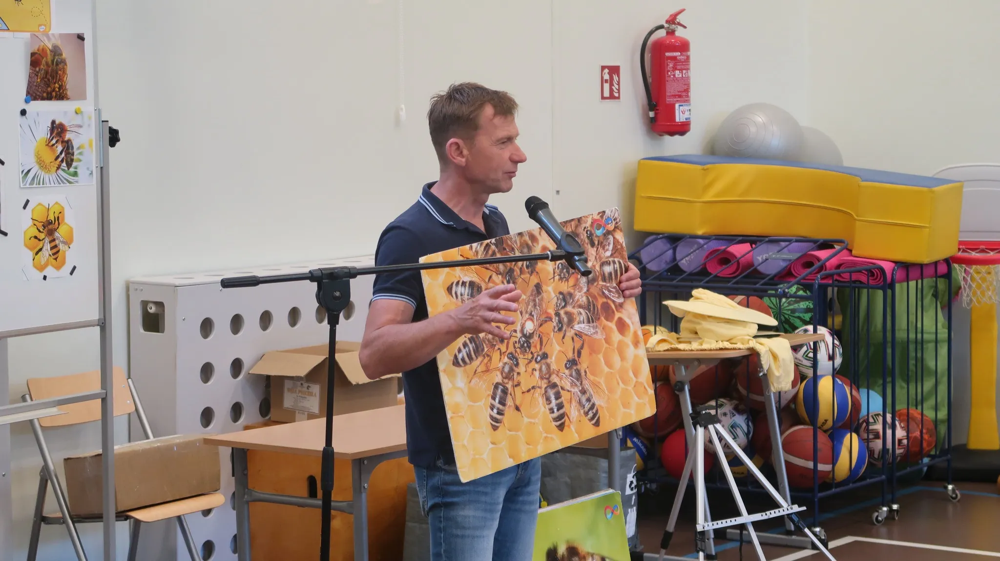 Spotkanie z pszczelarzem