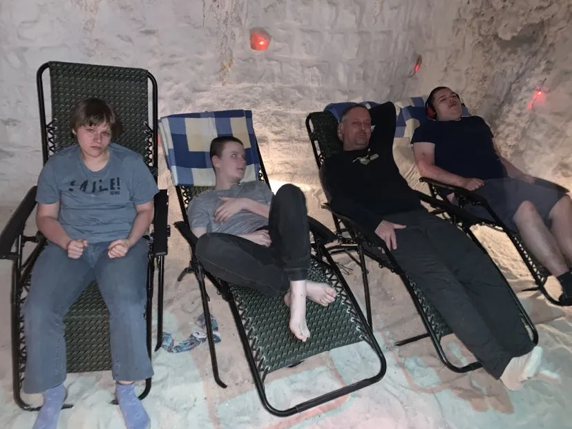 Wycieczka do groty solnej