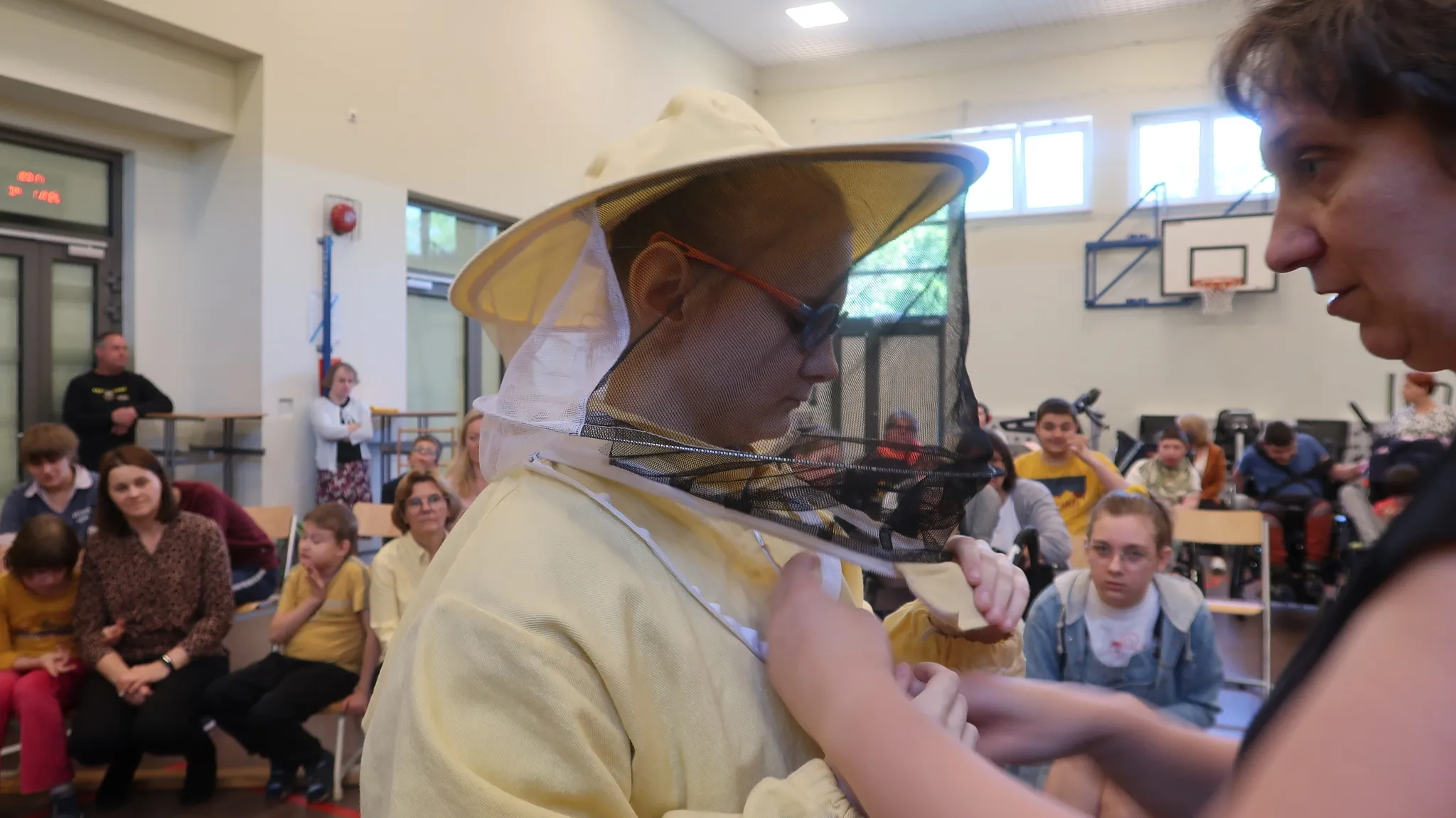 Spotkanie z pszczelarzem