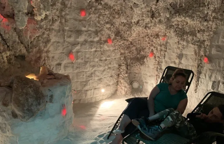 Wycieczka do groty solnej